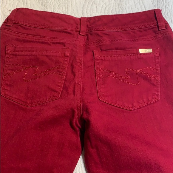 WHBM Red burgundy jeans. 2S - Picture 5 of 8